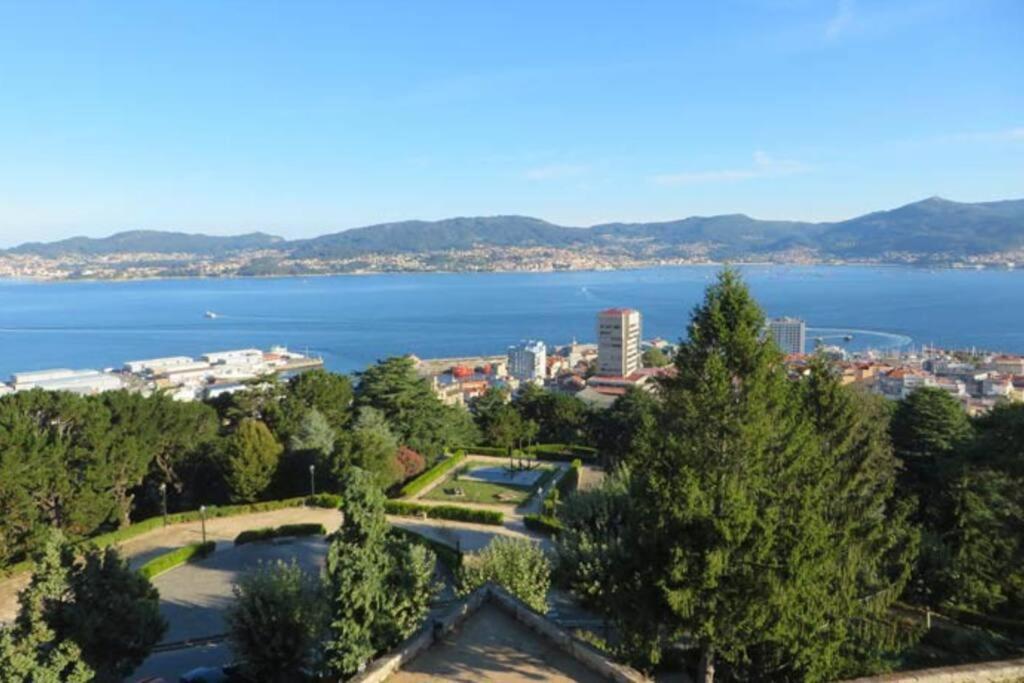 Espacioso Piso Con Garaje Cerca Del Centro De Vigo Ngoại thất bức ảnh